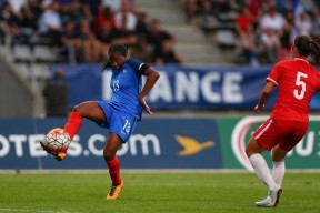 bob体育官网-瓦朗谢纳队在比赛中取得惊人进球(瓦朗谢纳vs尼奥尔比分预测)